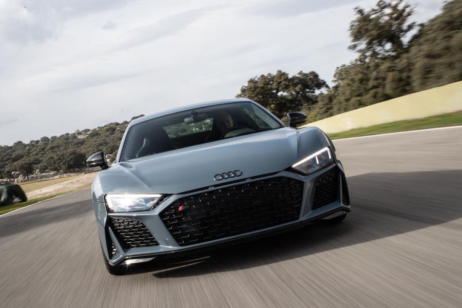  Audi R8 V10 Performance 2019 года  (WW) (фото 35 из 43)